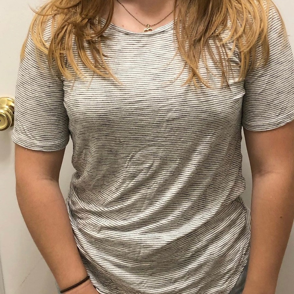 White and grey striped tee